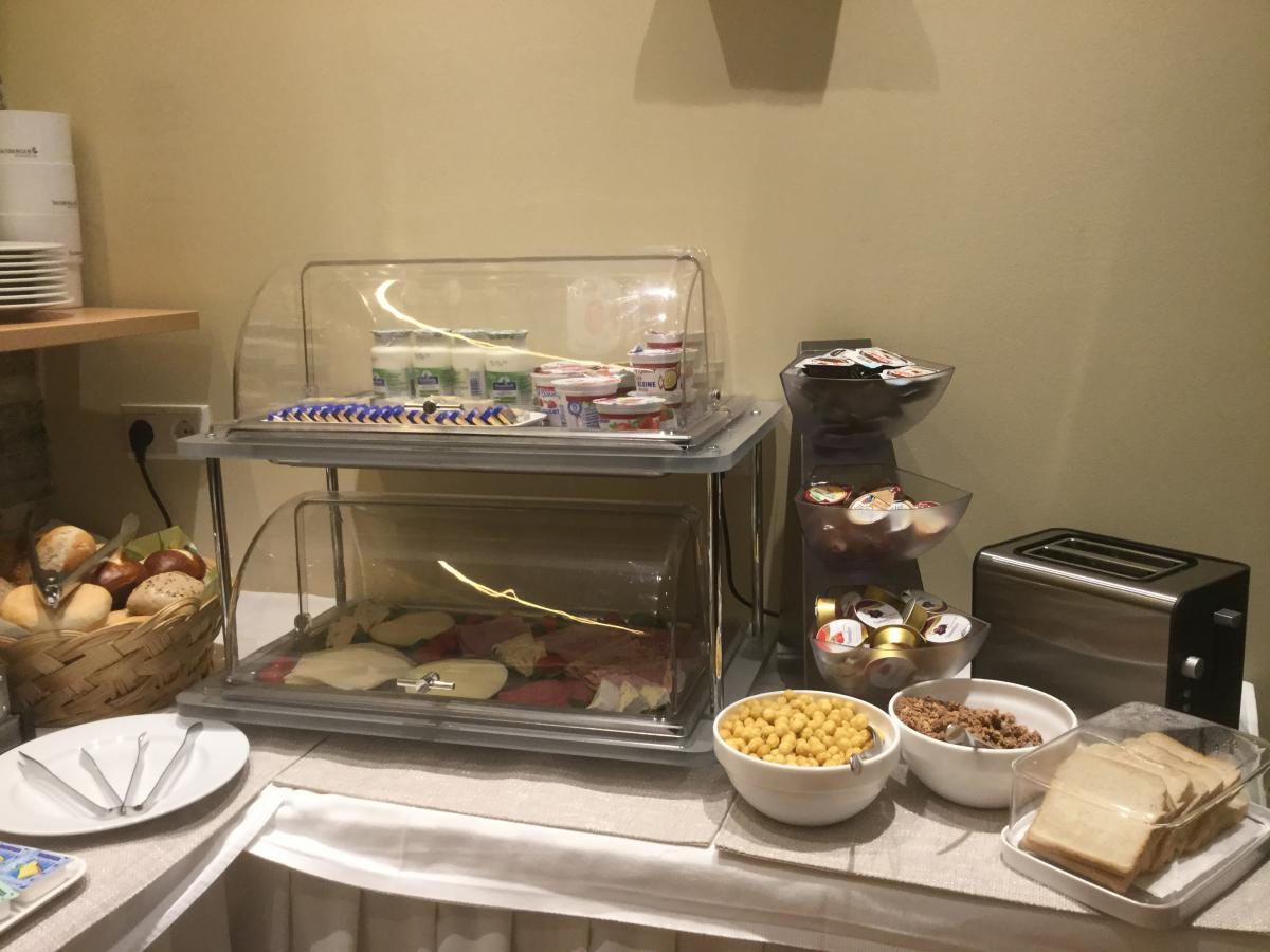 Auswahl am Frühstücksbuffet des Hotel Discovery Stuttgart